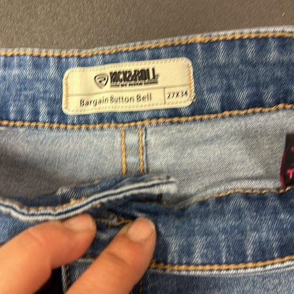 429. Rock & Roll size 27 x 34 - Picture 4 of 11